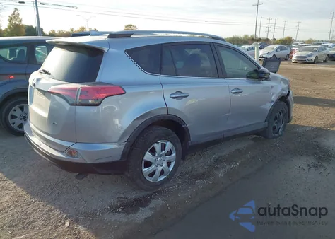 2017 Toyota Rav4 Le z USA, uszkodzony, nr VIN 2T3ZFREV2HW368881